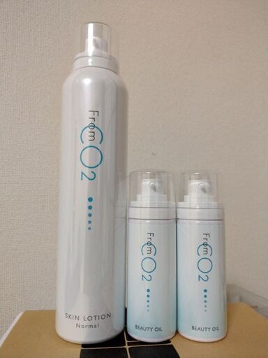 【ばら売り可能】fromCO2+ 高濃度炭酸美容　化粧水とオイル