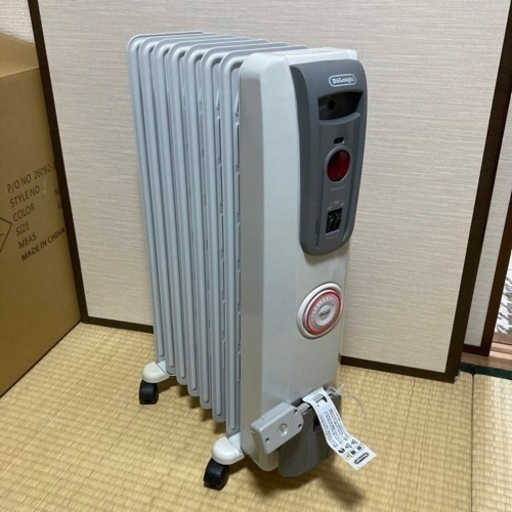 デロンギ オイルヒーター H770812EFS ラジエーターヒーター 白