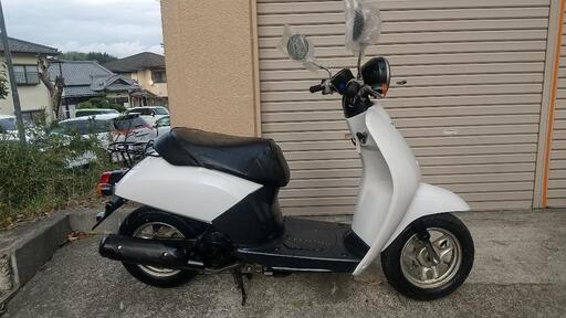 バッテリー、後ろタイヤ、外装、エアフィルタ、オイル、シート新品　ホンダ　トゥデイ 静かで低燃費　前タイヤ溝たっぷり
