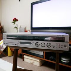 【ネット決済・配送可】シャープDVD/HDD/VHSレコーダー　...