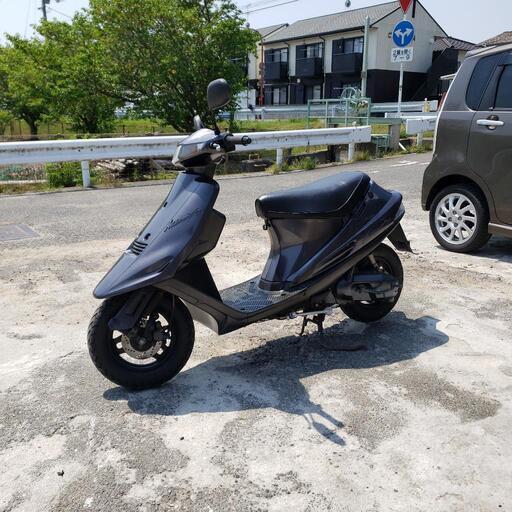 アドレスv100です。 不動車のアドレスV100いじって速くして売る①