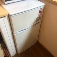冷凍冷蔵庫96リットル