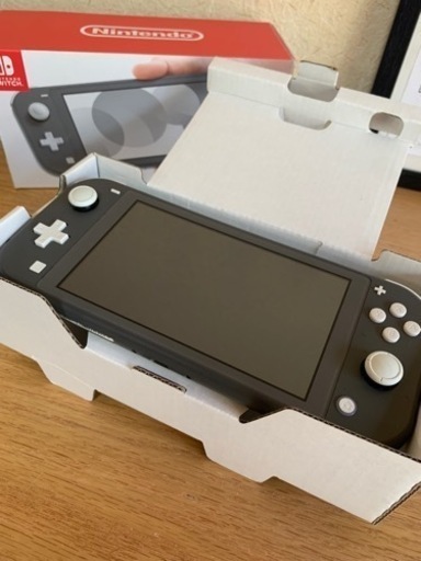 任天堂スイッチライト