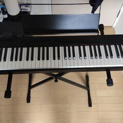 新品同様のデジタルピアノ Casio PX-S1000