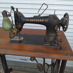 昭和レトロなミシン〜BROTHER