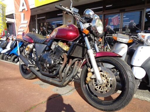 NO.4232　ＣＢ４００ＳＦ　水冷４サイクルＤＯＨＣ１６バルブ４気筒４００ｃｃ　ショート管　タックロールシート　ワインレッド　☆彡