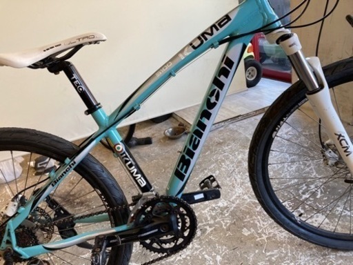 取引中【Bianchi KUMA 前後タイヤ・チューブ新品！】ディスクブレーキ