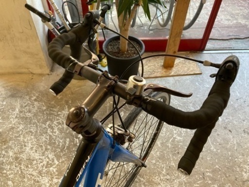 自転車 【GIANT DEFY3 前後タイヤ新品！】アルミフレーム 700×28c 24段 