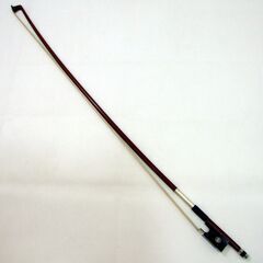 メンテ済み 鈴木バイオリン 3/4 No300 国産 1979年製 未使用弓 軽量三角型ケース 全国発送対応 中古バイオリン 名古屋近郊 手渡し可能 愛知県清須市より 管理（カ）J7165 メンテ済み 鈴木バイオリン 3/4 No300 国産 1979年製 未使用弓 軽量三角