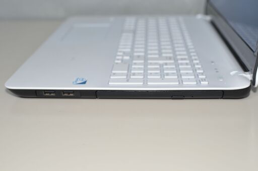 良品ノートパソコン 最新Windows11 大容量HDD1TB SONY SVF152C1JN