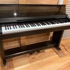 電子ピアノ　ヤマハ　clavinova 