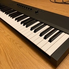 【MIDIキーボード】komplete a61 (フットペダル付き)