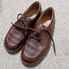 ほぼ新品‼️高級ブランド　革靴23.5センチ❗