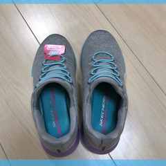 【未使用】女の子運動靴17㎝〜19.5㎝