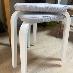 【ネット決済】【定価の50％オフ美品】IKEA カバー付き　椅子...
