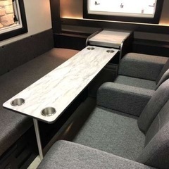 キャンピングカー新車四駆　ハイエース