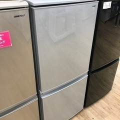 送料無料・設置無料サービス有り】冷蔵庫 AQUA AQR-141F 中古