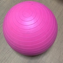 ピンク　バランスボール　ダイエット器具