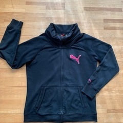 ①PUMA  上着M、②H&M パーカー　2点まとめてどうぞ