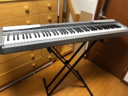CASIO (カシオ)電子ピアノ(キーボード)譜面置き・ペダル・台全てセット！
