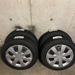 【決まりました】新品、未使用スタッドレスタイヤ4本セット
