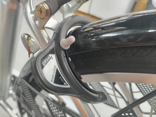 J005 銀黒ツートン 普通自転車 charlotte ダイナモライト 26インチ