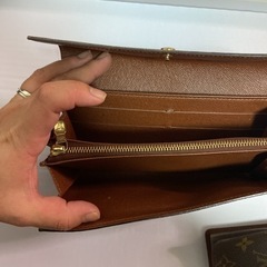 VUITTON 長財布　カードケース
