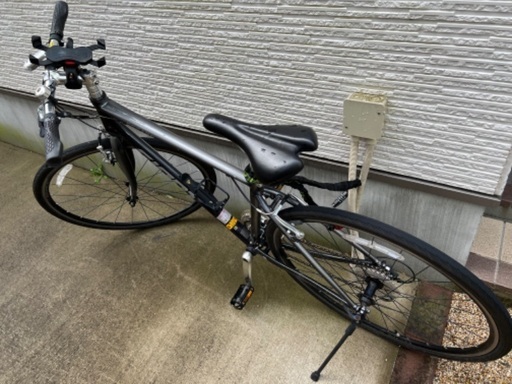 クロスバイク譲ります。