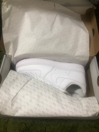【未使用品】NIKE AIR FORCE 1 07 ホワイト 26.5