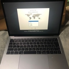 ① MacBook Pro 13-inch 2017
