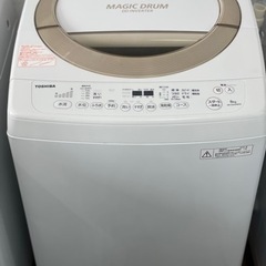 送料・設置込み　洗濯機　8kg TOSHIBA 2016年