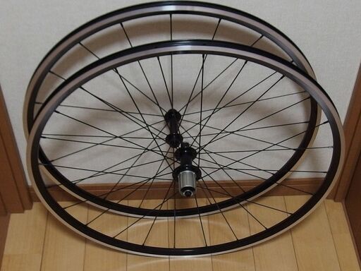 REXOR◇Farfalla◇軽量アルミホイール◇前後1250g◇黒ハブ◇シマノ用