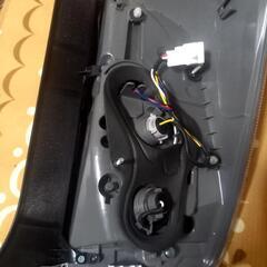 プリウス30社外テールランプほぼ新品。前期を後期スタイルに