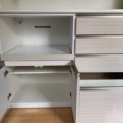 取引中】食器棚 ニトリ 幅140