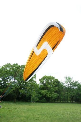 パラグライダー/SKY アティス3/Sサイズ/DHV1-2/飛行重量:60-80kg/SKY