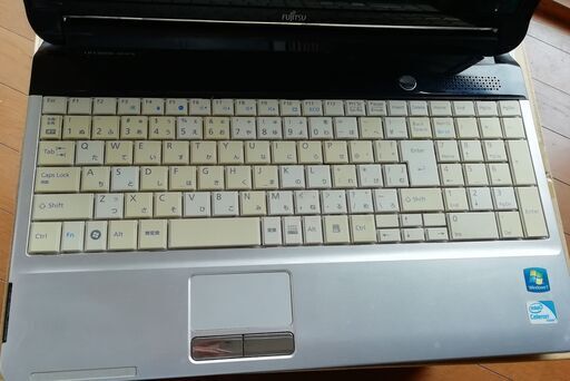 LIFEBOOK AH530/1B Windows10 Webカメラ付