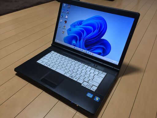 F61  富士通正常パソコン☆4GB☆win11☆Corei5☆新品SSD120G☆DVD