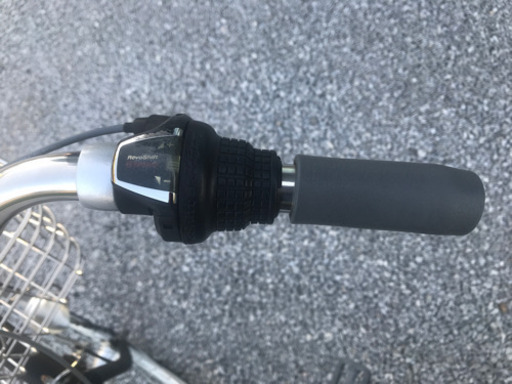自転車　26インチ　パンクしないタイヤ