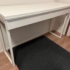 【無料】IKEA★ピアノ調テーブル