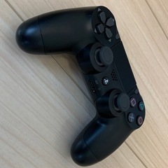 ほぼ新品のような綺麗さ PS4 ＋ HDD1TB ＋ ゲームソフト多数