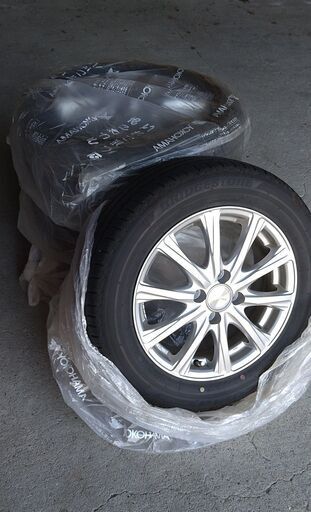 ECOPIA 185/60R15 アクア等