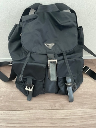 プラダ　リュック　ナイロンリュック