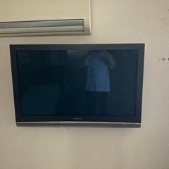 テレビ 42型　パナソニック　