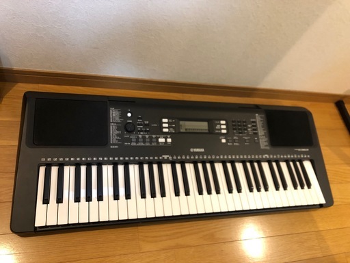 ポータブルキーボード　ヤマハ　PSR-E363 / スタンド付き