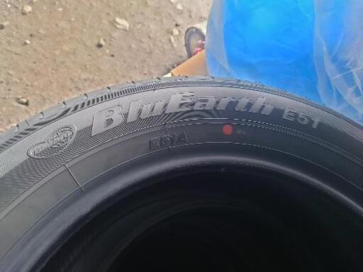 新車外し YOKOHAMA BluEarth E51A 225/60R17 17インチ 夏タイヤ 4本
