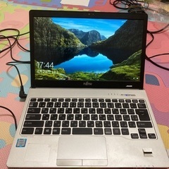 富士通LIFEBOOK S936/M（2）