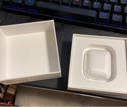 【急ぎ】AirPods 第二世代