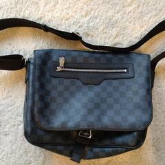 ルイビトン　ショルダーバック