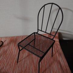 【無料処分】小物置き(椅子型)