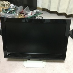  お取引中    IQ. 19インチ　DVD内蔵　テレビ　